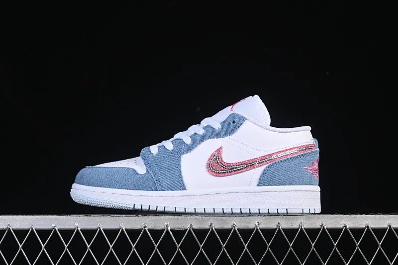 All categories Air Jordan Jordan series basketball shoes Air Jordan 1 Low Air Jordan 1 Low AJ1 Joe 1 white and blue denim pink diamond hook low-top casual sneakers HQ2001-400